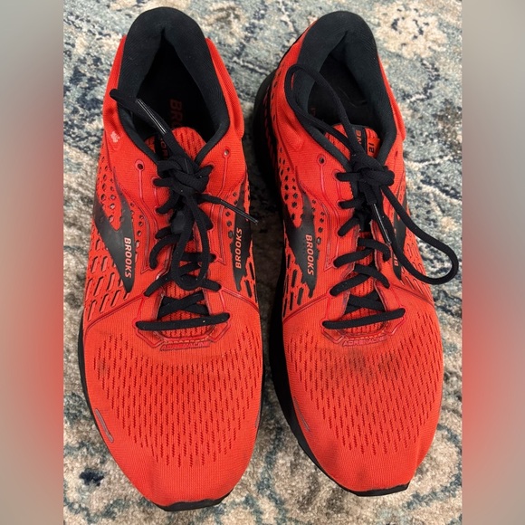 Men's Brooks Adrenaline Red GTS 21, size 12 - Picture 1 of 7